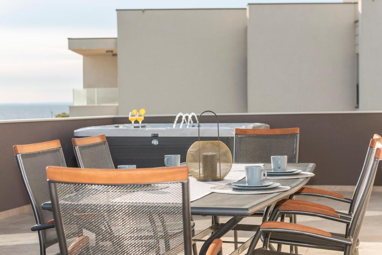 Villa Eni Apartments 1 Мандре Екстер'єр фото